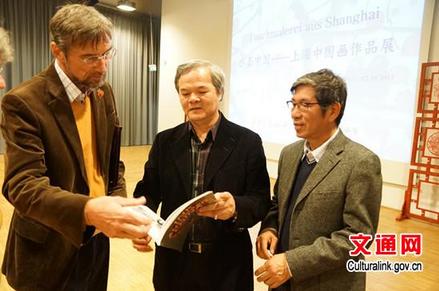 上海中国画作品展亮相德国柏林