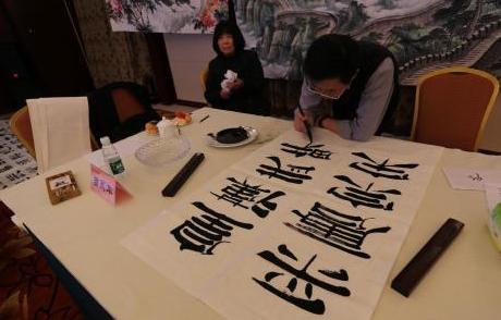 �й��Ļ������黭�����ӱ�ƽɽ����