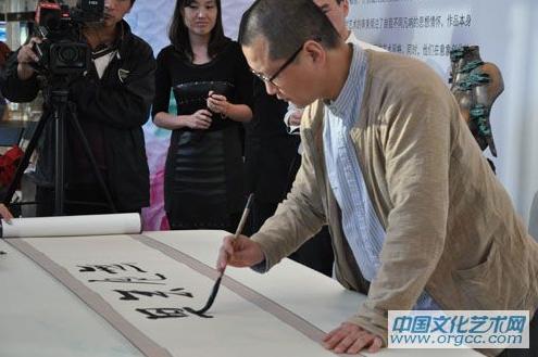 �й�����������������ʮ��չ�ھ���Ļ