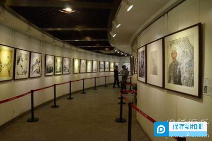 �׽��й������黭��Ʒչ�Ϻ���Ļ