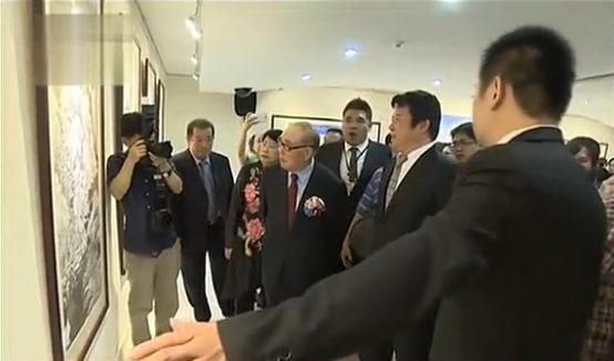 ��־��55���黭��Ʒ̨��̨��չ��