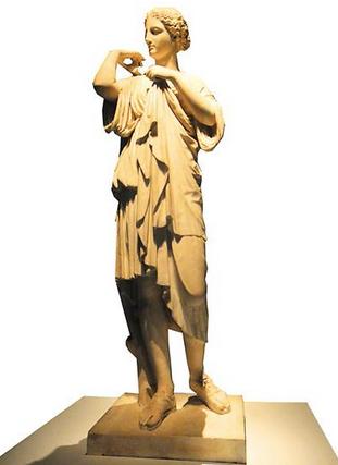 ¬����ѹ��ײ�Ʒ������չ ����չƷ�״γ���