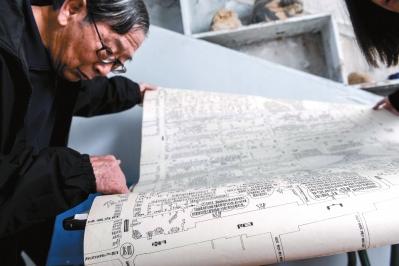 8Ѯ�������˻��ϱ�����ͬ ϸ��ʤǬ¡����ͼ