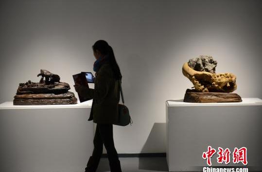 �Ĵ��׽칤��������ʦ��Ʒ����չ¡����Ļ