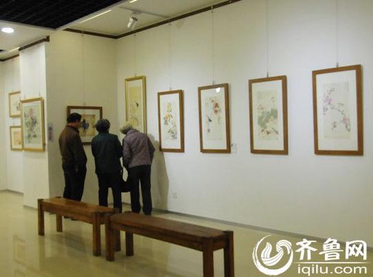 �з����ǡ���λ�����黭��Ʒչɽ���Ͳ���Ļ