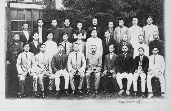 ��δ��������������ʯ��˫��չ��������