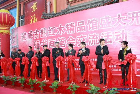 �³ɹ��Ϻ�ľ�����ݿ����ھ��ٰ��黭�ʻ�