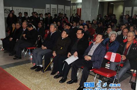 �ڶ��조ϣ����Բ�Ρ���ȫ���黭��Ʒչ������Ļ