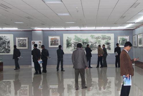 �й��Ρ����ǵ������졢��ѩ����Ʒչ����ɽ��Ϋ��