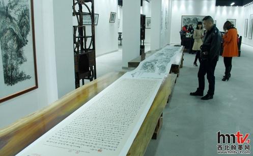 ��������������β���²֣�׳����ڳ����������Ŵ������Ϊʦ�������Գ������ɵġ�̽��������ġд����������ǧ����㷢ũ����԰��ⱦ�����ҽ������������ַ�����������£���ǧ�ٳ���ī������ֽ֮�ϣ�����ת�������±����У��ҵ���Ӫд��һ�£�ĥ�±�ī����������ˮī�����棬�뻭ͼ�����⡣