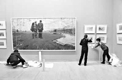 ��300���ͻ���Ʒ�����Ӻ�����60���״θ�չ