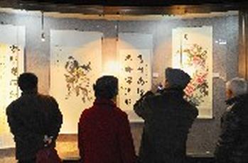 ��ԥ������������ܡ��黭��Ӱչ�½�������Ļ