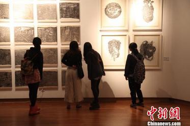 �ϰٷ���Ʒ����2013ȫ���ص�����ԺУ��ҵ��������Ʒչ