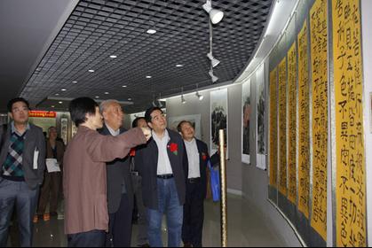杨牧青书画作品西安展陕西亮宝楼开幕
