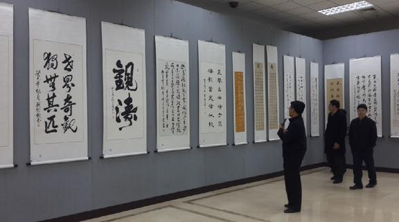 ���Ľ조���Ǳ����黭����չ�������