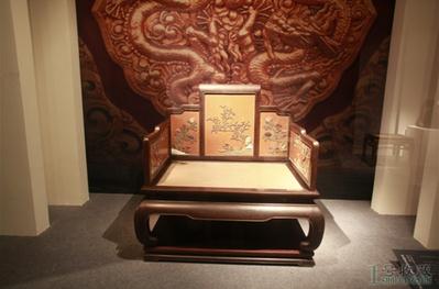 ŷ��19����װ�λ�չ�����л�����̳����������