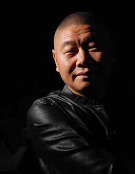 ���˾��ͻ���Ʒչ���βݵ������ݾ���