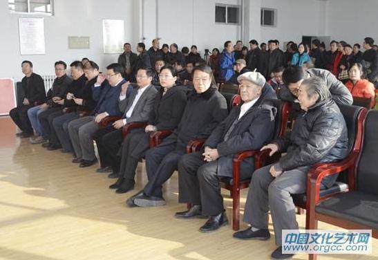 ɽ��Ϋ���������ٰ�ڶ������������Ʒչ