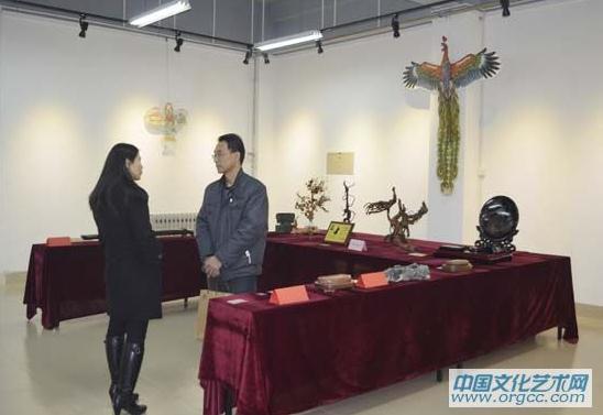 ɽ��Ϋ���������ٰ�ڶ������������Ʒչ