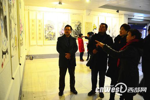 ʯȪ��Ů�黭���޽�������黭չ��Ļ