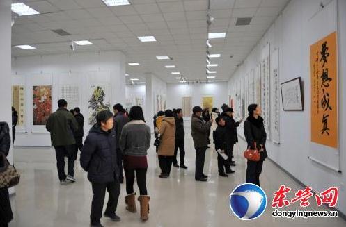 ��Ӫӭ�����黭����չ�ƺ������ݿ�Ļ