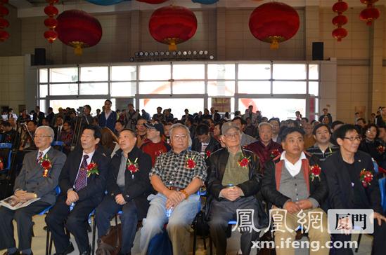 240�����Ʒ����2013��̨�����黭չ