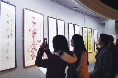 �������������黭չ�ڸ�������Ժ��Ļ