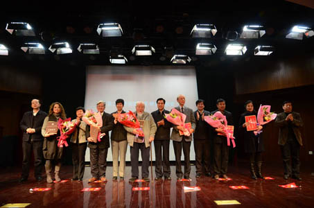 �ڶ��조�й�������•�����ɾͽ����佱ʽ�ֳ�