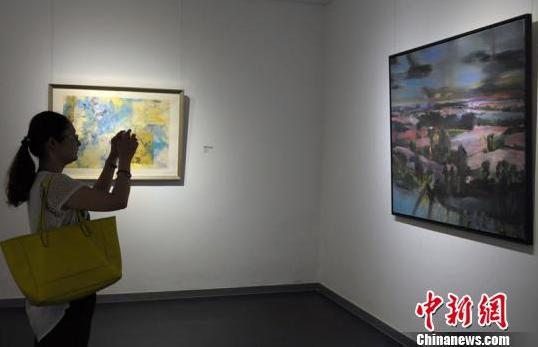 ��������������������չ�ڽ���������Ļ