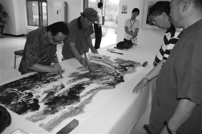 ���������Ų�ʪ�أ�ʫ�黭��������չ��������Ļ