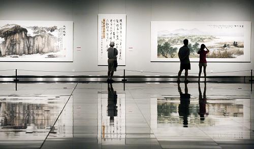 ���գ��Ͼ��ٰ���������黭��Ʒչ