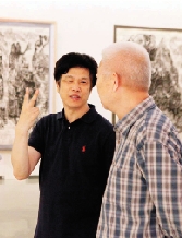与赵卫先生(左