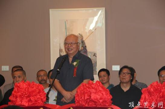 ���߶� �ļ�ˮī.�й�������չ�ھ���Ļ