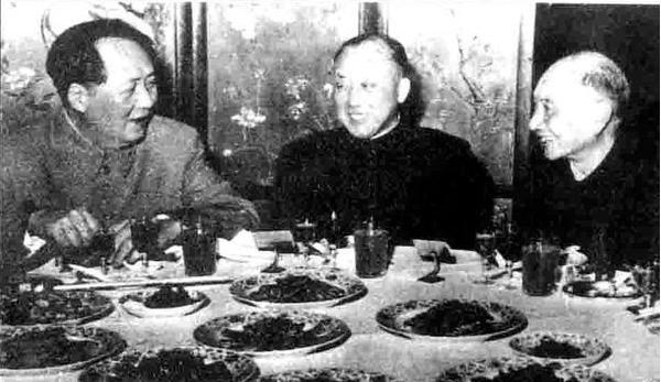 谢无量为蒋介石高价写寿文 称出门不认