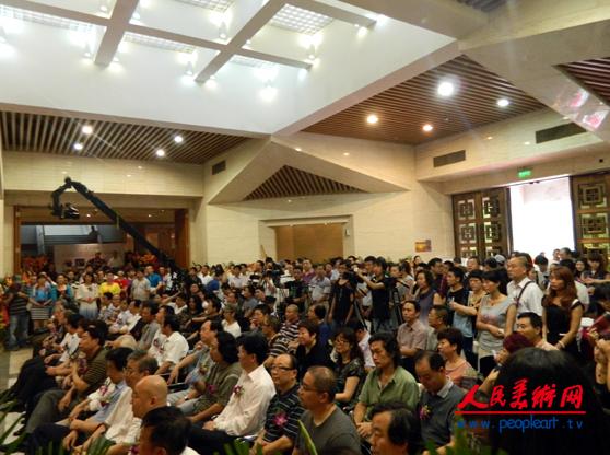 �������ߡ���ѧ�����ﻭ��Ʒչ�ھ���Ļ