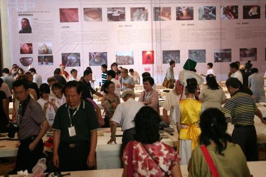 来自海峡两岸100余位书画家齐聚云南昆明