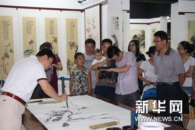 �����廪�������黭Ѳ��չɽ����ǿ�Ļ