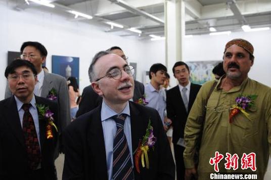 �ͻ�˹̹�����ҷû��ɷ���Ʒչ����798��Ļ