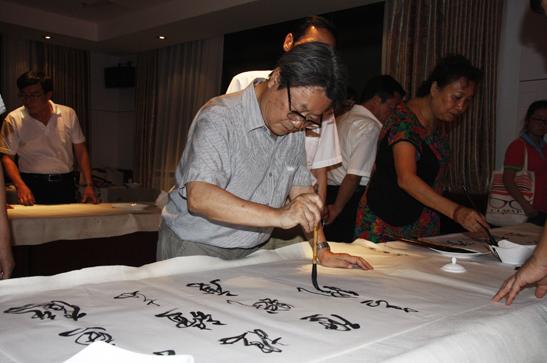 �����Ļ������߽���ɫ����ʤ��--����