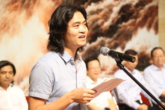 ��ݾ�������Ʒչ�֡������������Ļƺ�