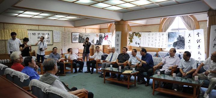 ����֮�ϡ��黭�ʻᱱ��С��ɽ����