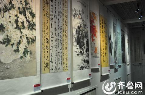 民盟山东省委成立50周年书画作品展山东济南开幕