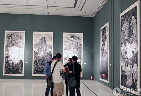 ���߽��й������������������չ����������Ļ