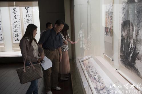 山西太原展出关山月近百件书画精品