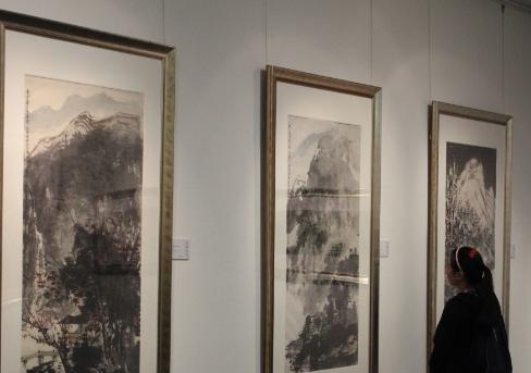 ������������Ʒչ������������Ļ