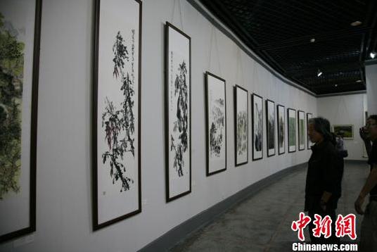 ���������������Ҿ�Ʒչ������Ļ