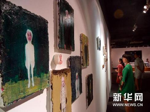 �������ݣ��������� 2013���ݵ�������չ��Ļ