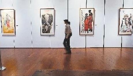 �й����������е�����������Ʒչ�ھ���Ļ