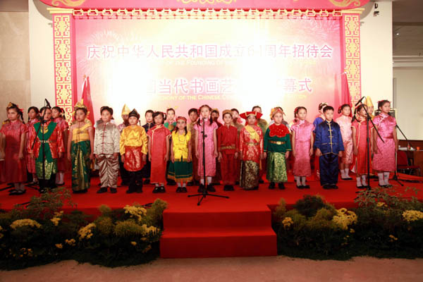 ��Ļʽ���żӴ�����СѧУ��С�����ڸ߳���ӡ����������