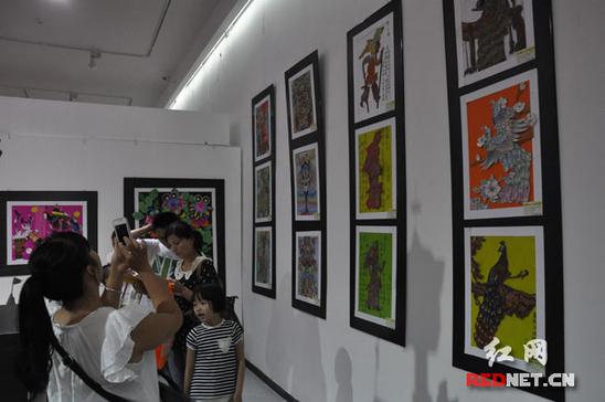 ȫ�����ٶ��黭��Ʒչ���ϳ�ɳ��չ